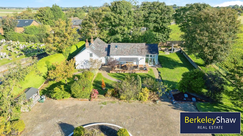 Property photo 1 of 37 c168d3d5-Church 20View 20Cottage-5.Jpg