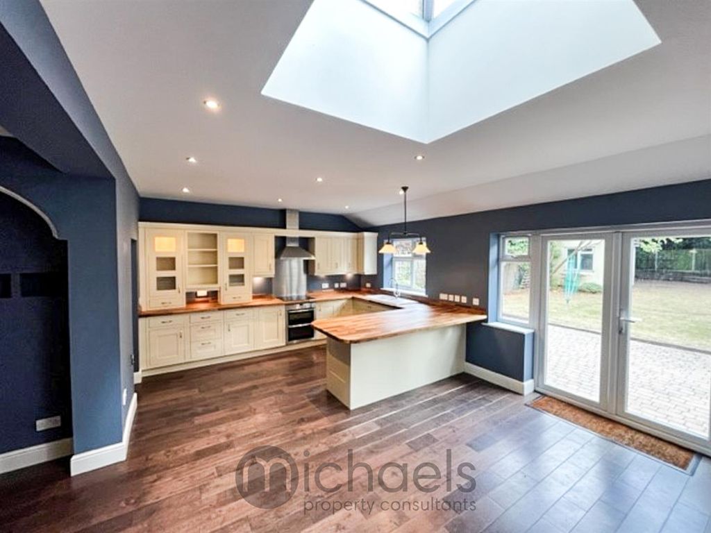Property photo 2 of 44 27.Jpg