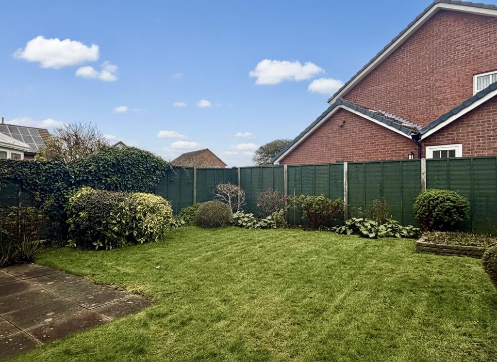 Property photo 3 of 17