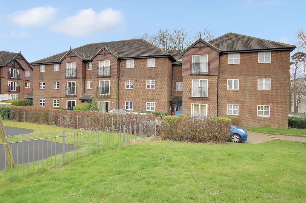 Property photo 1 of 10