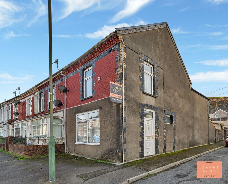 Property photo 1 of 28