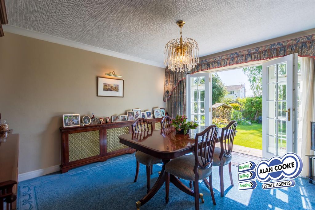 Property photo 3 of 30 Dining Room