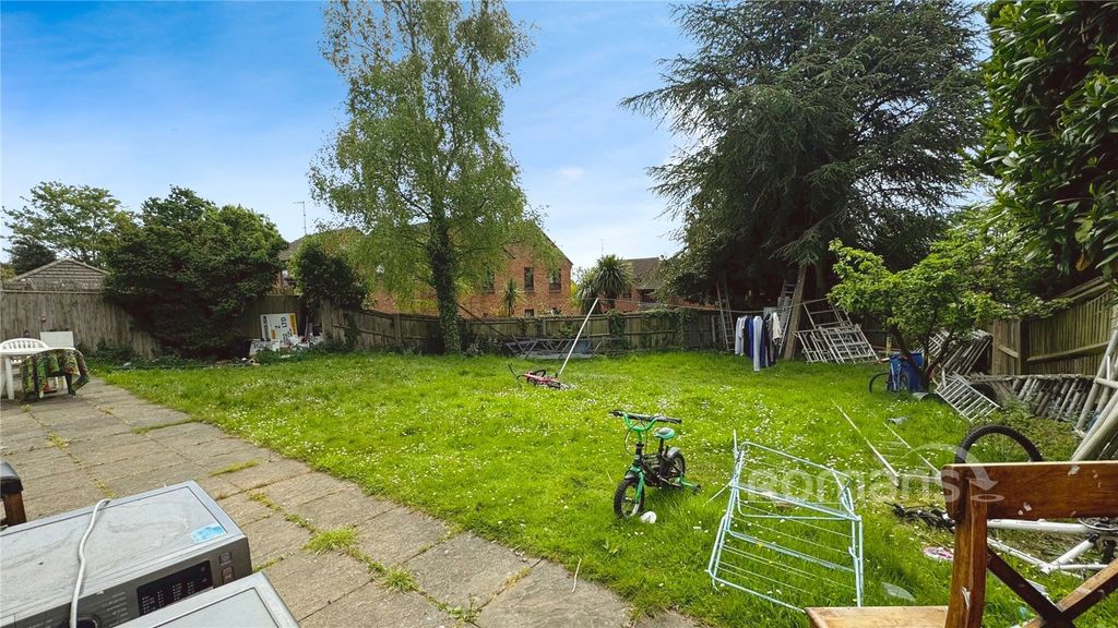 Additional image 13 of 9 bed detached house for saleManor Road, Aldershot, Hampshire GU11
