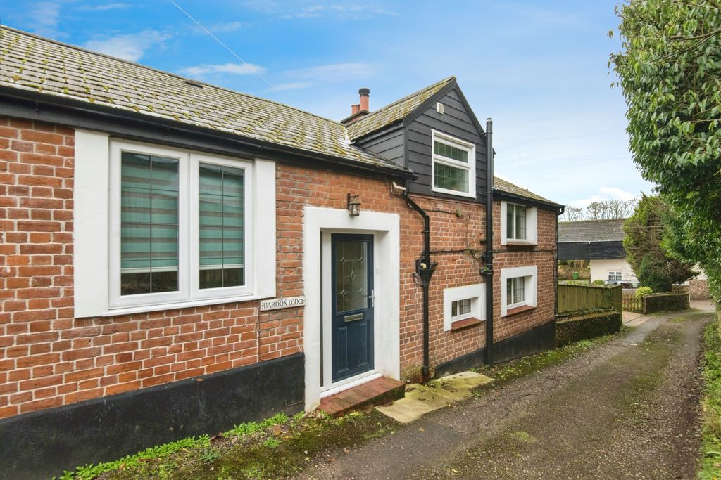Property photo 1 of 17 Photography