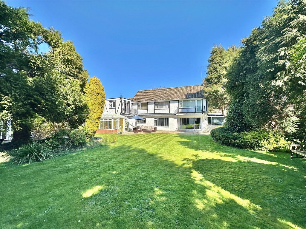 Property photo 3 of 26 Picture No. 23