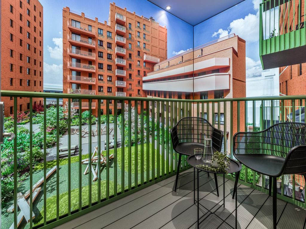 Property photo 2 of 10 The Empire, Apartment 922