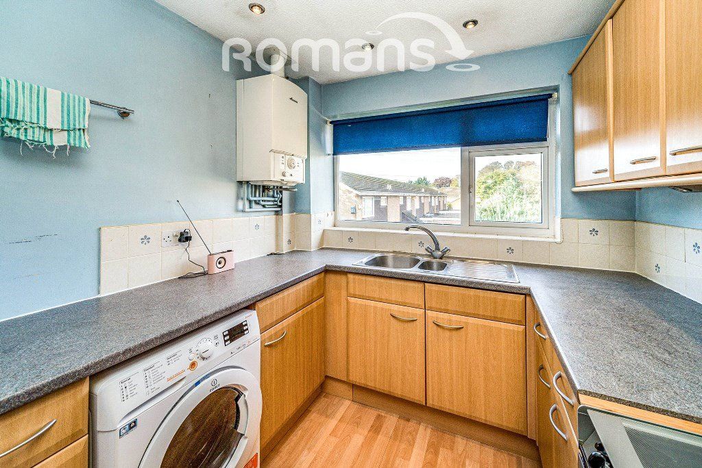 Property photo 3 of 8 3