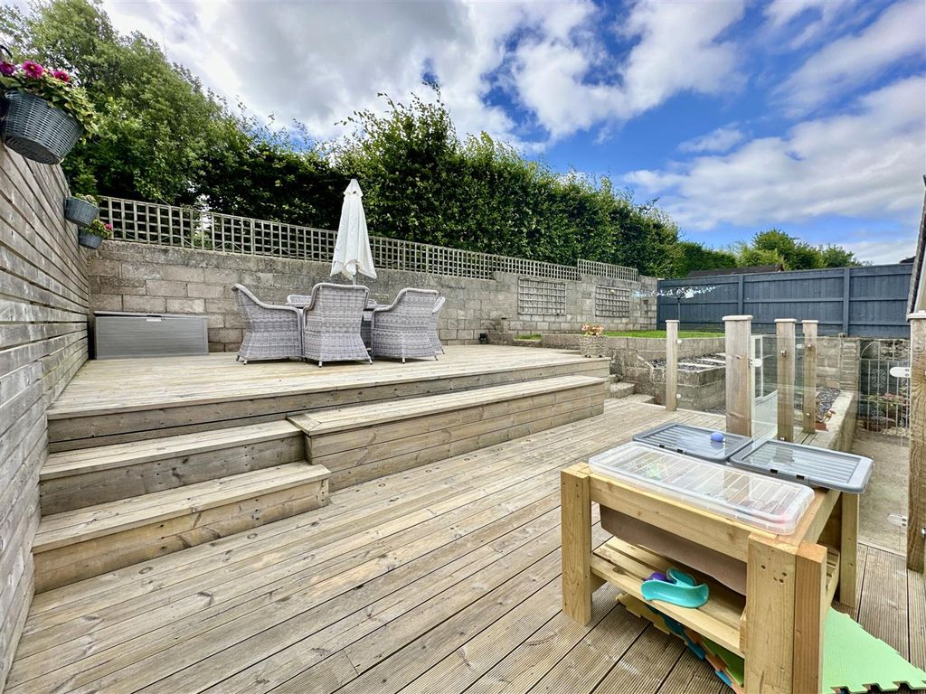 Property photo 3 of 21 Rear_Sun_Deck.Jpg