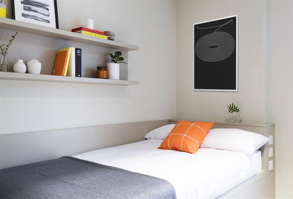 Property photo 1 of 5 Dressed Twin Bed Melbourne .Jpg