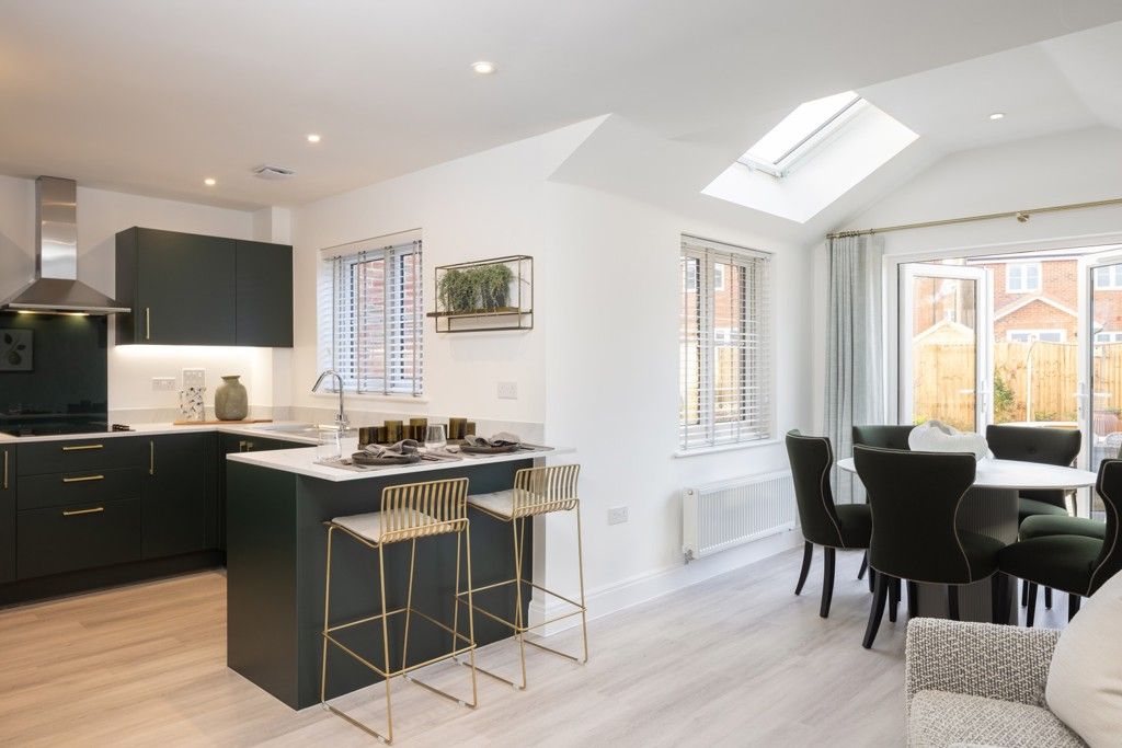 Property photo 1 of 12 cala At Warlingham