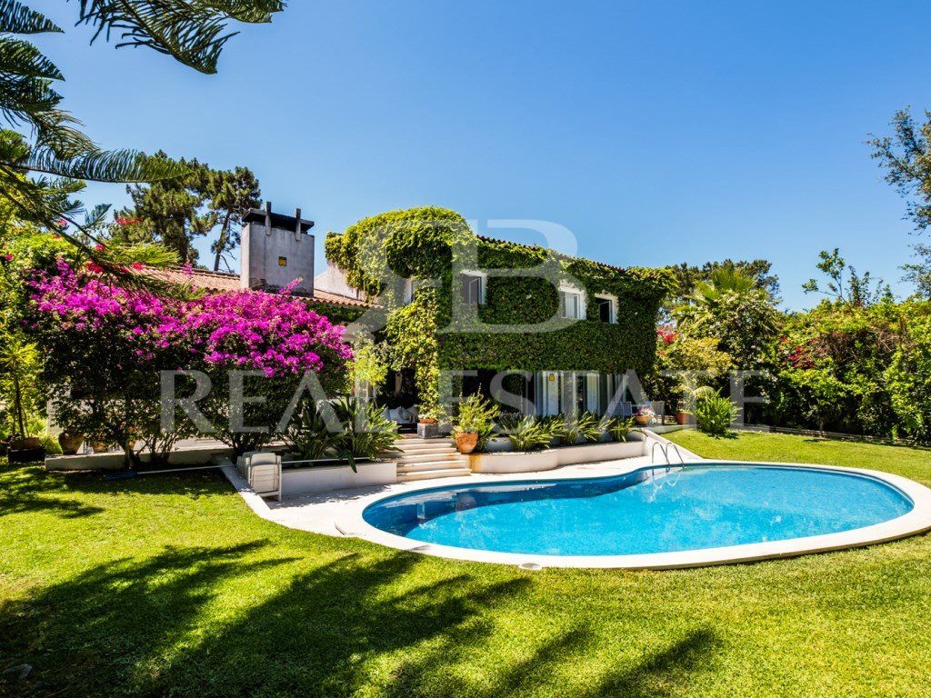 Property photo 1 of 60 6 Bedrooms Country Cottage | Quintinha - Sesimbra
