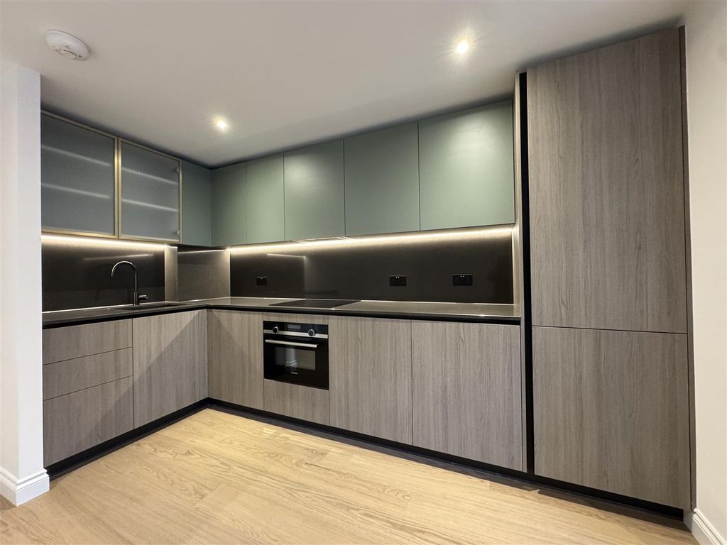 Property photo 1 of 24 Kitchen Pic 4.Jpeg