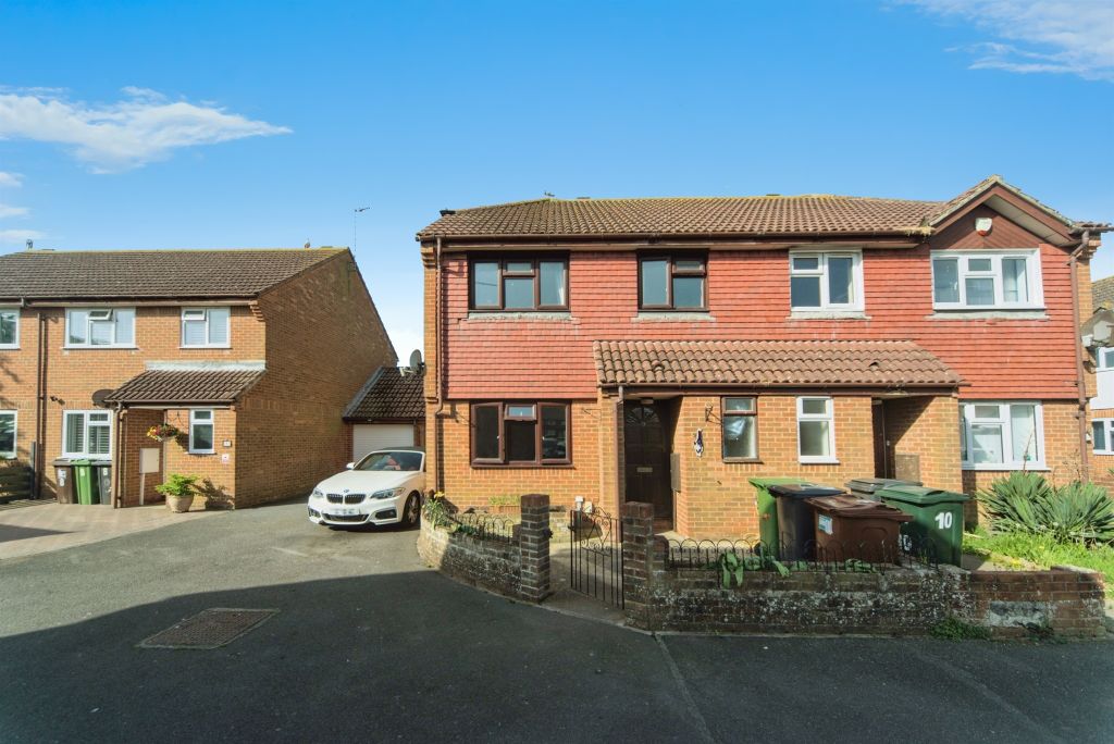 Property photo 1 of 17
