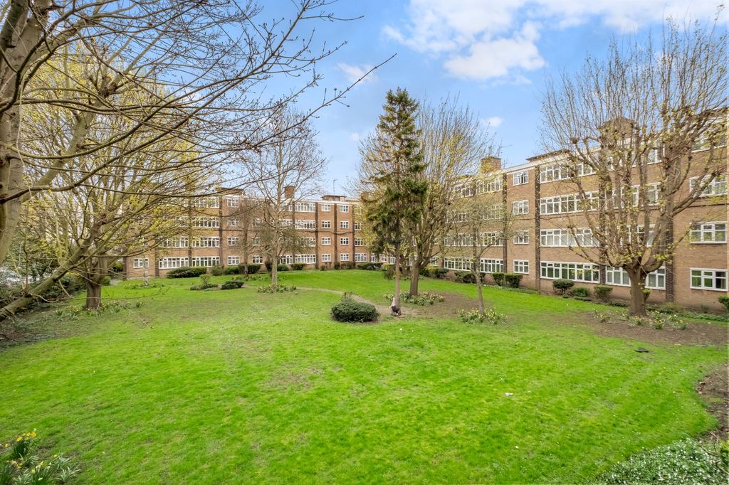 Property photo 3 of 9