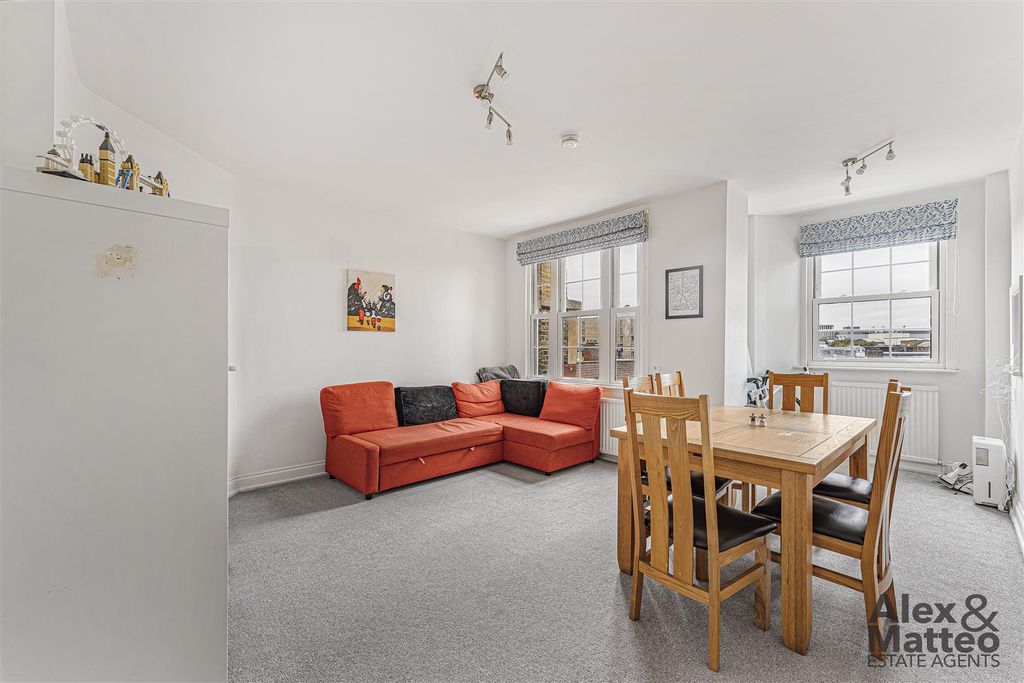 Property photo 2 of 11 Dsc06331.Jpg