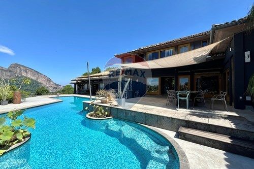Property photo 1 of 70