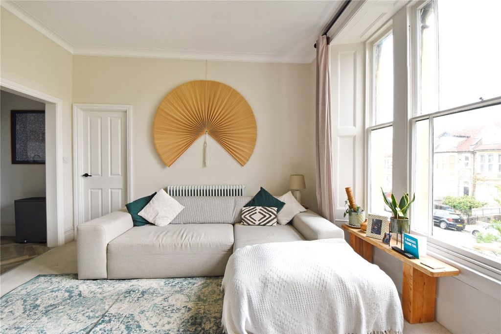 Property photo 2 of 10 Picture No. 08