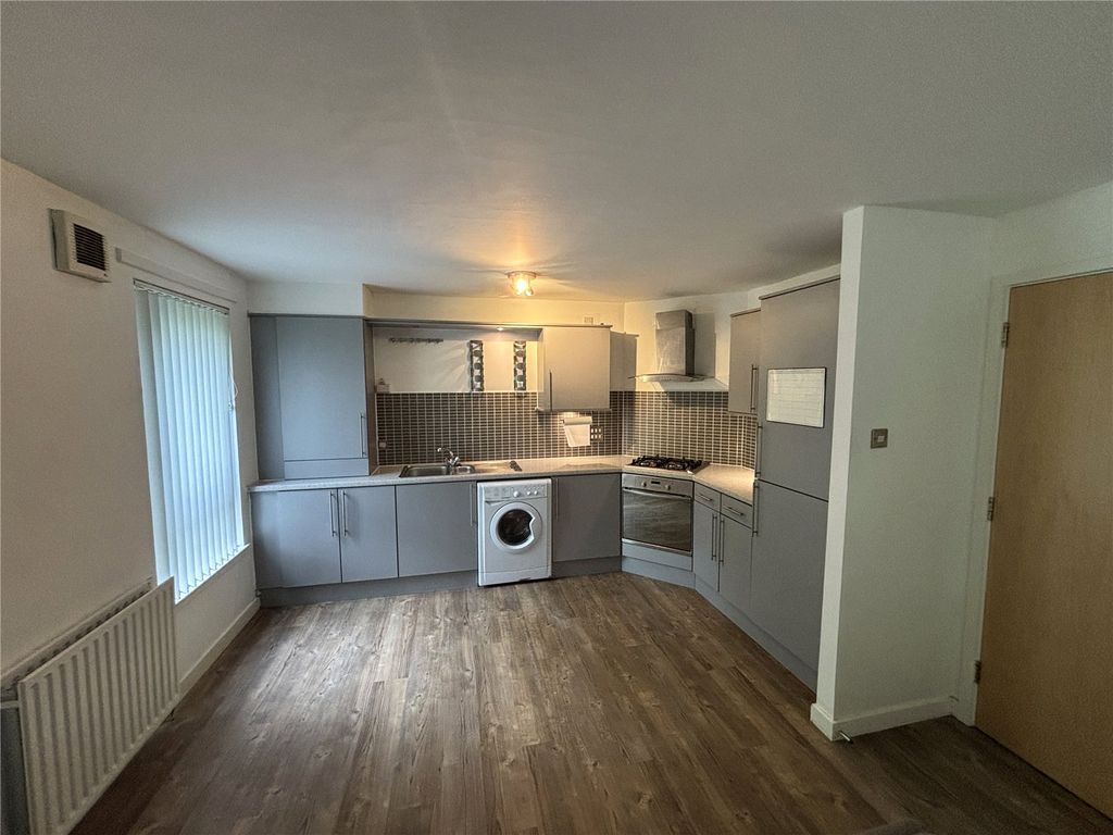 Property photo 2 of 13 Picture No. 02