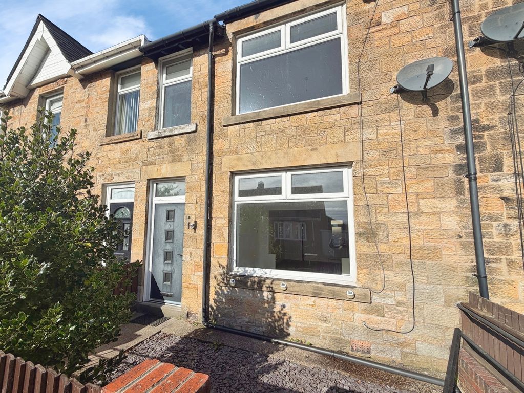 Property photo 1 of 16 Front External