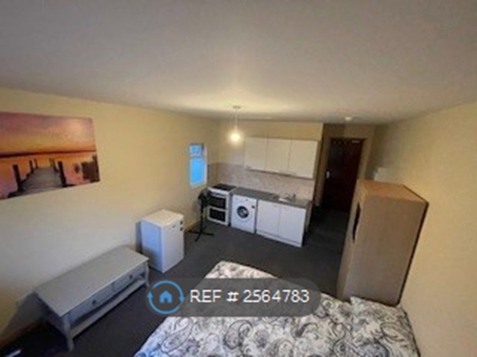 Property photo 1 of 4