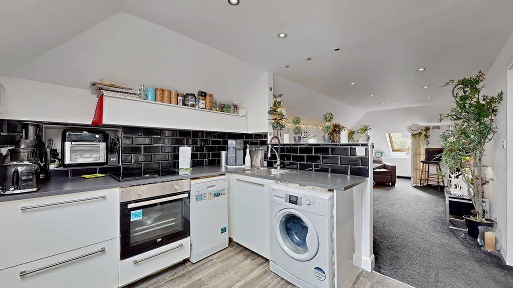 Additional image 7 of 2 bed penthouse for saleHunterhill Road, Paisley PA2