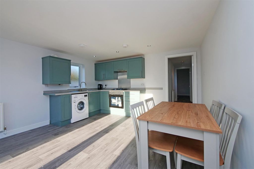 Property photo 3 of 16 Pnmb0114.Jpg