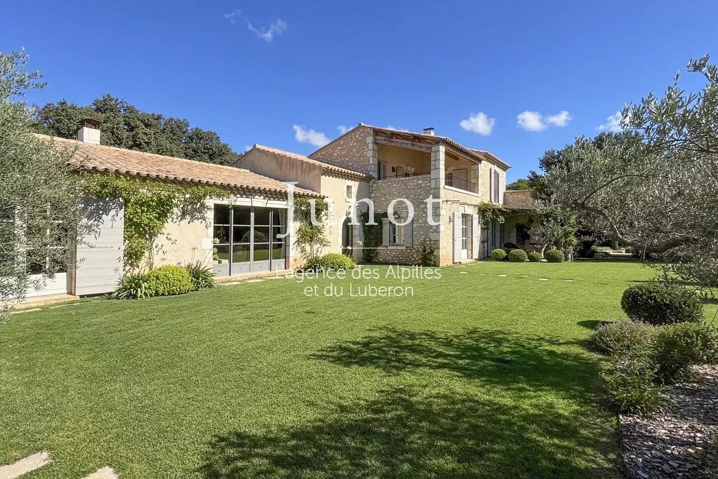 Property photo 2 of 57