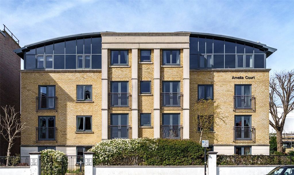 Property photo 1 of 12 Picture No. 14