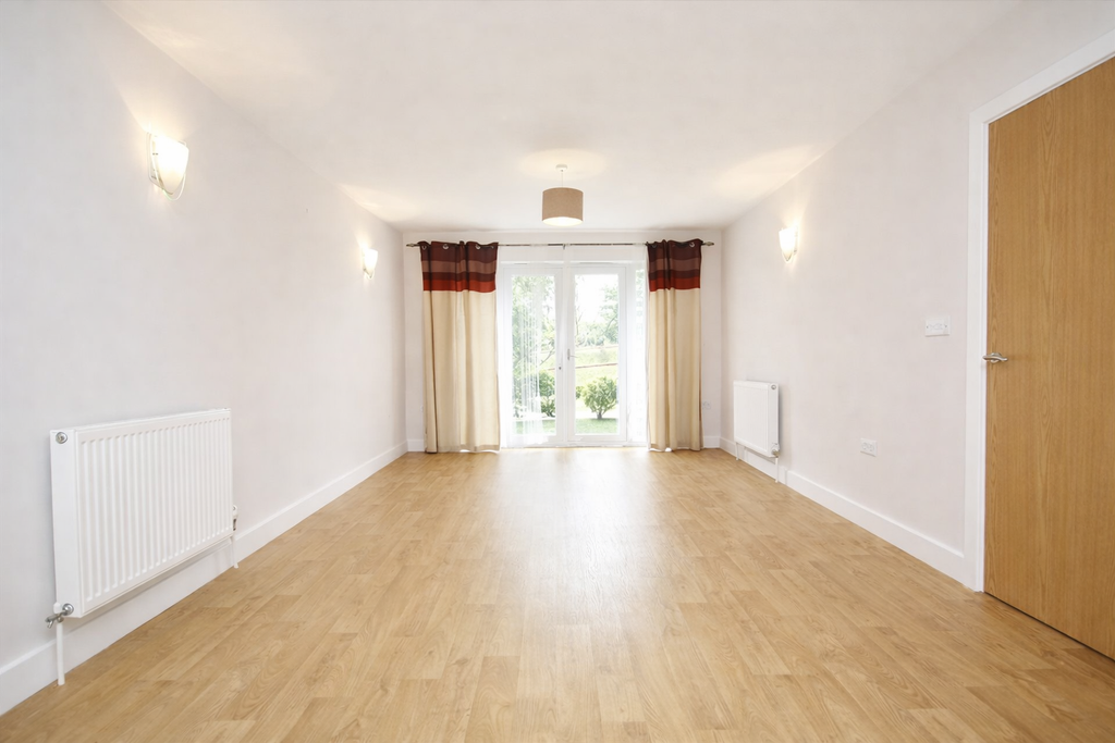 Property photo 3 of 8 Picture No. 19