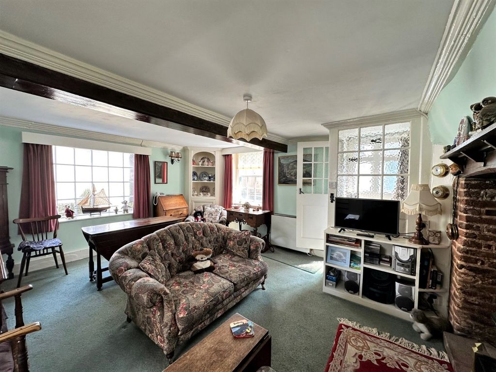 Property photo 2 of 11 Picture No. 17