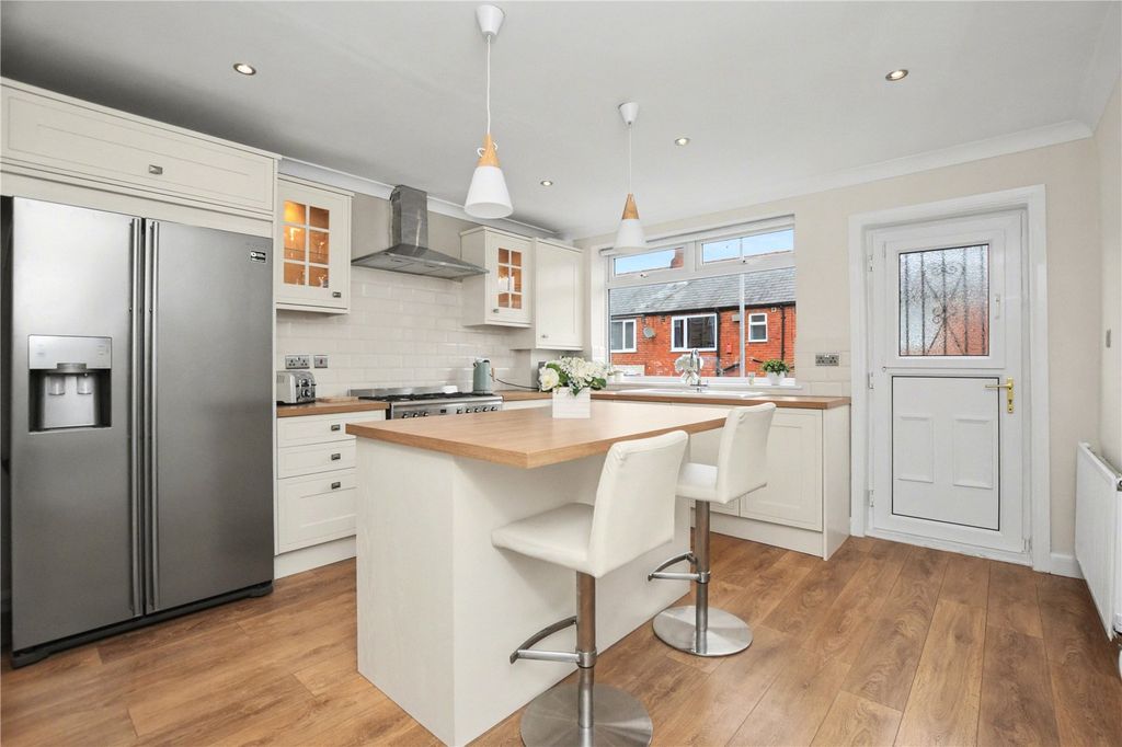 Property photo 3 of 18 Picture No. 05