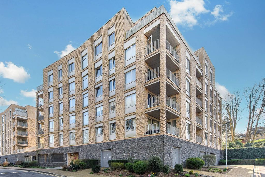 Property photo 2 of 15