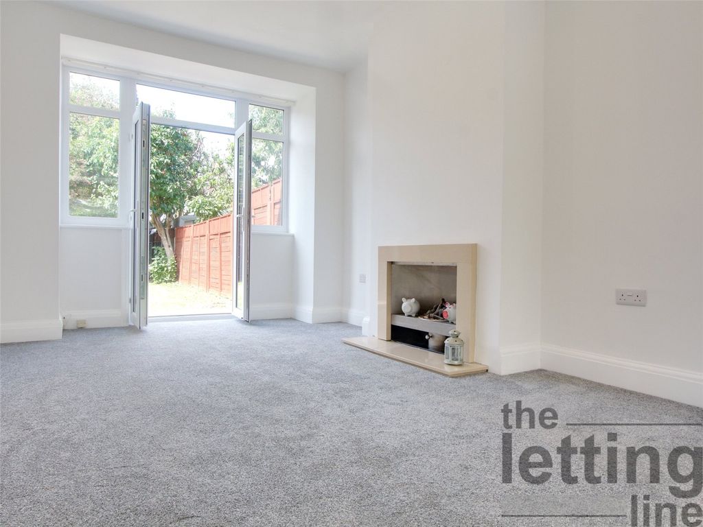 Property photo 2 of 13 Picture No. 12