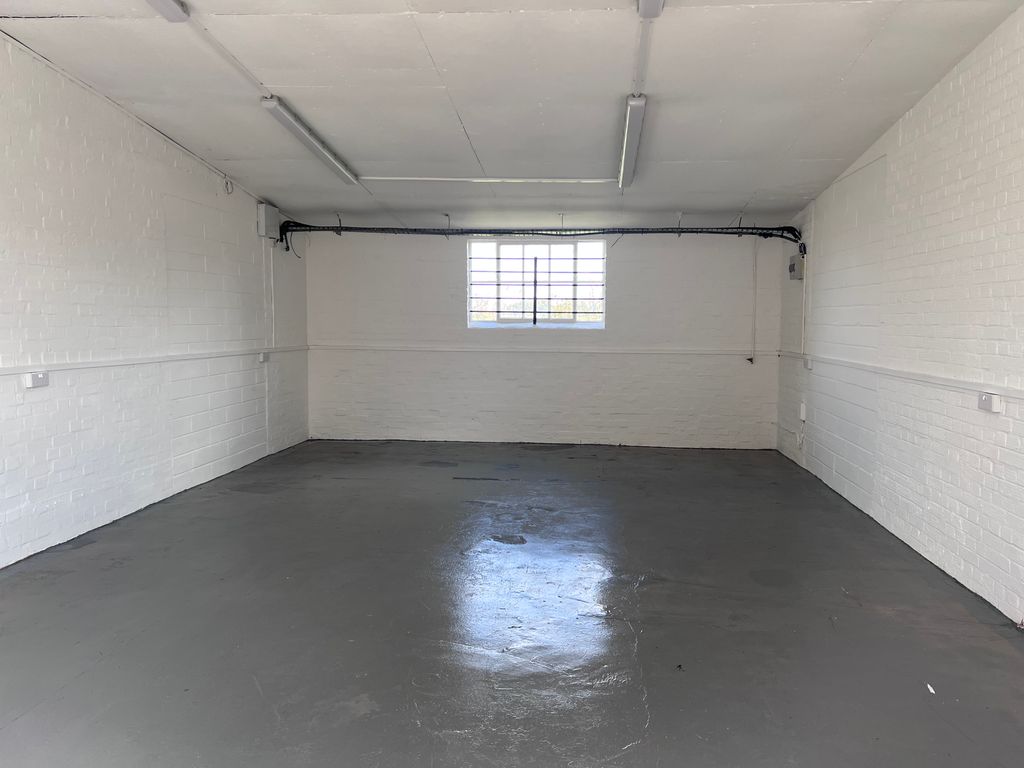 Property photo 3 of 3
