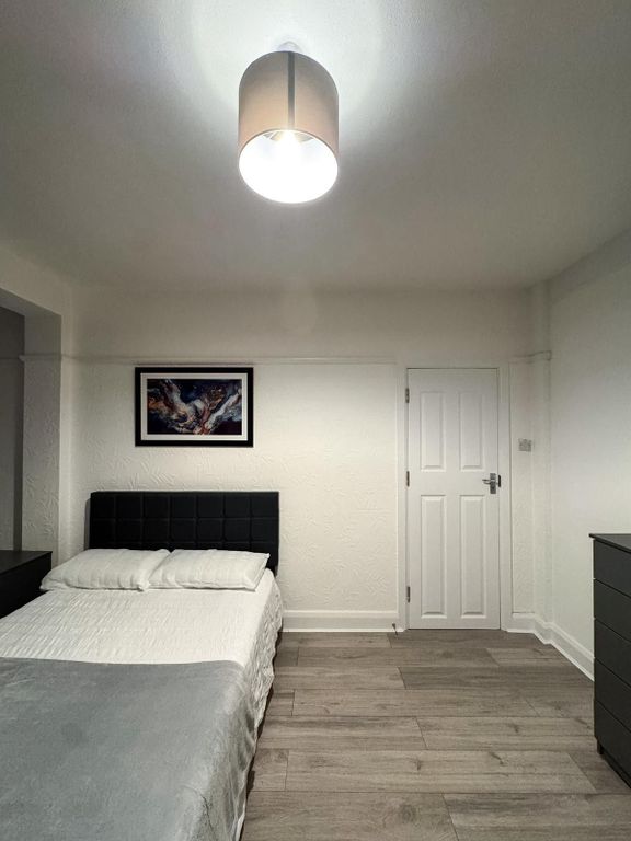 Property photo 2 of 3