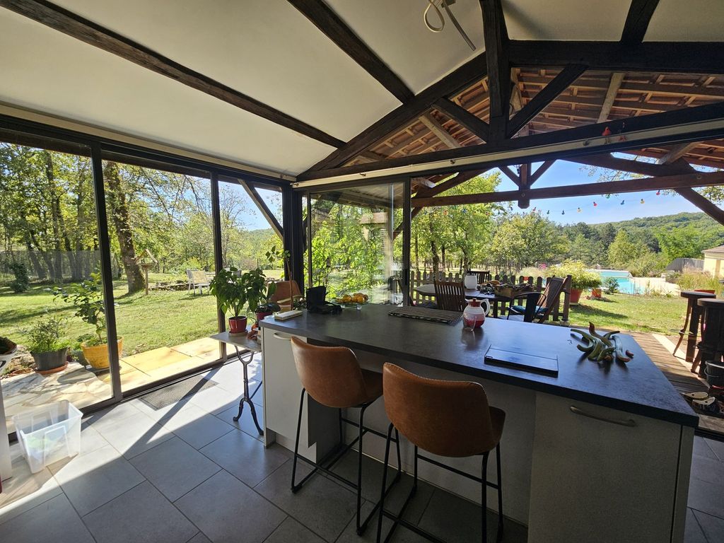 Property photo 3 of 30