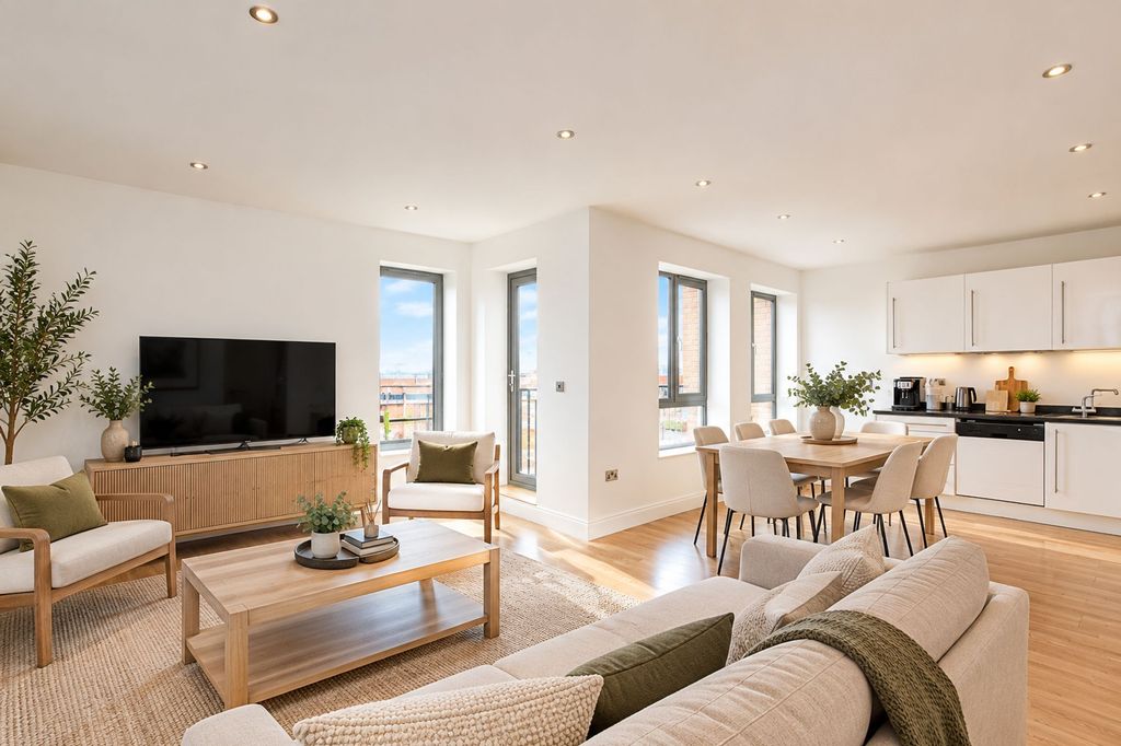 Property photo 1 of 11 Open-Plan Lounge