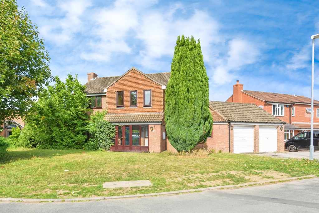 Property photo 1 of 17