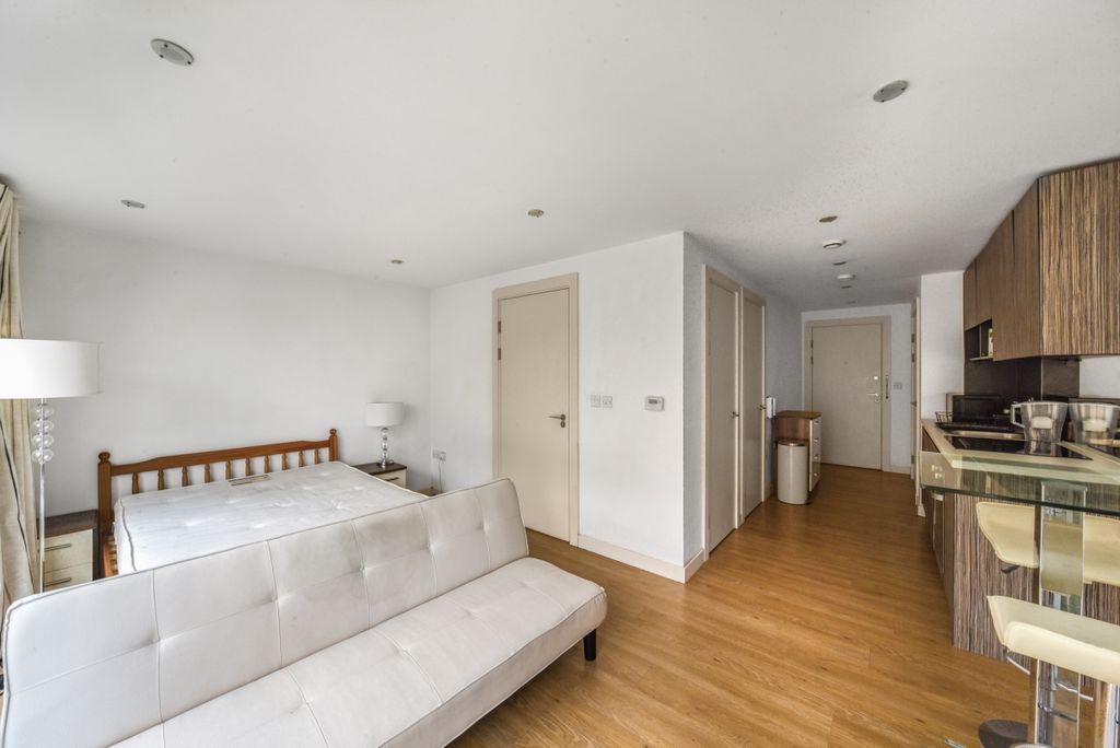 Property photo 1 of 9 Dsc_4443_High