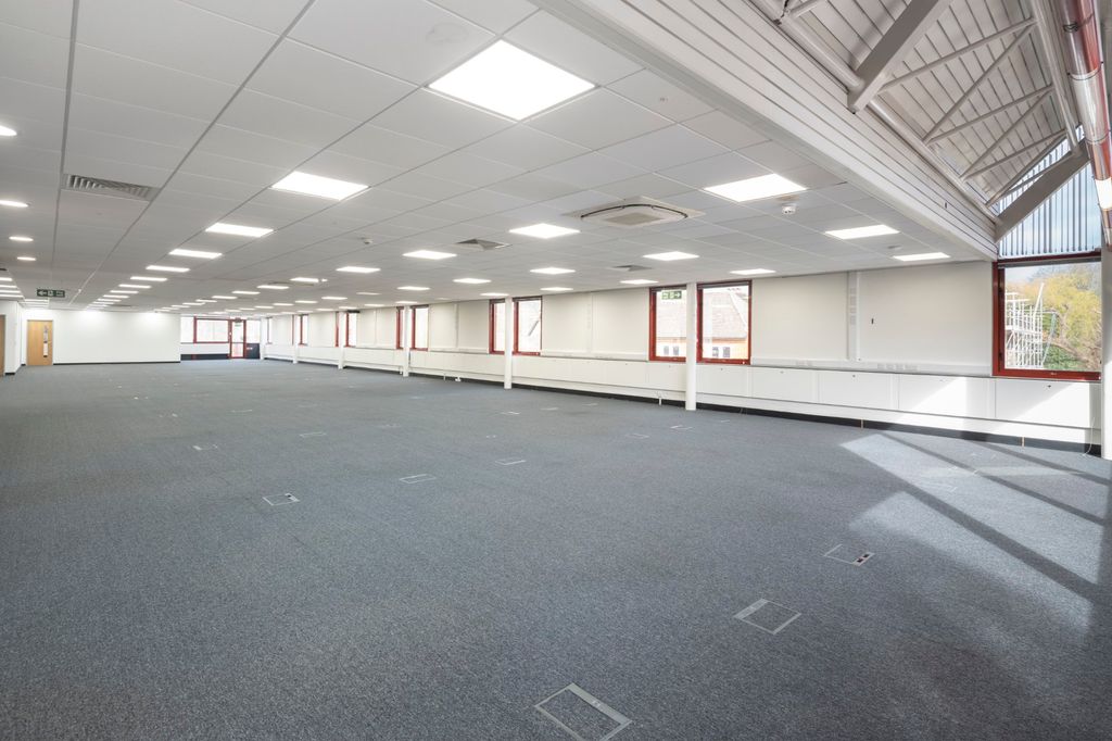 Property photo 3 of 6