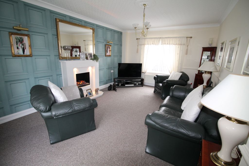 Property photo 3 of 15 Img_0746