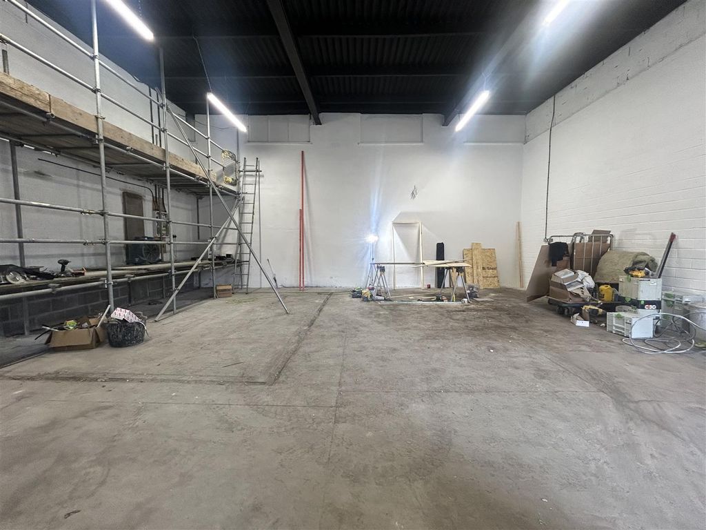 Property photo 3 of 6 Img_2490.Jpeg