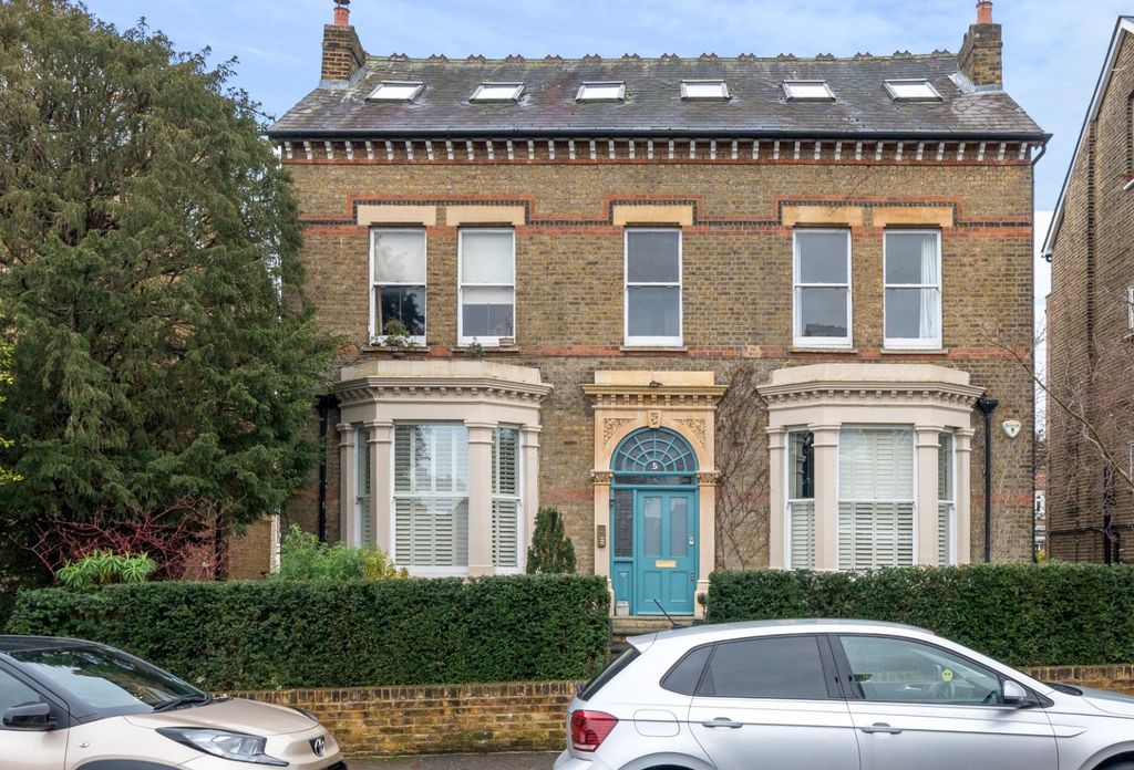 Property photo 2 of 11 Picture No. 16