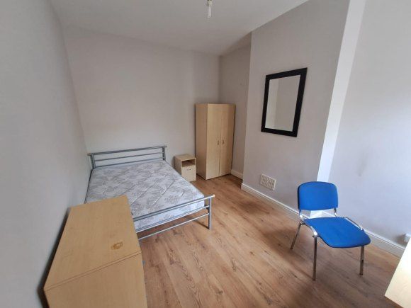 Property photo 2 of 19 9013116.Jpg