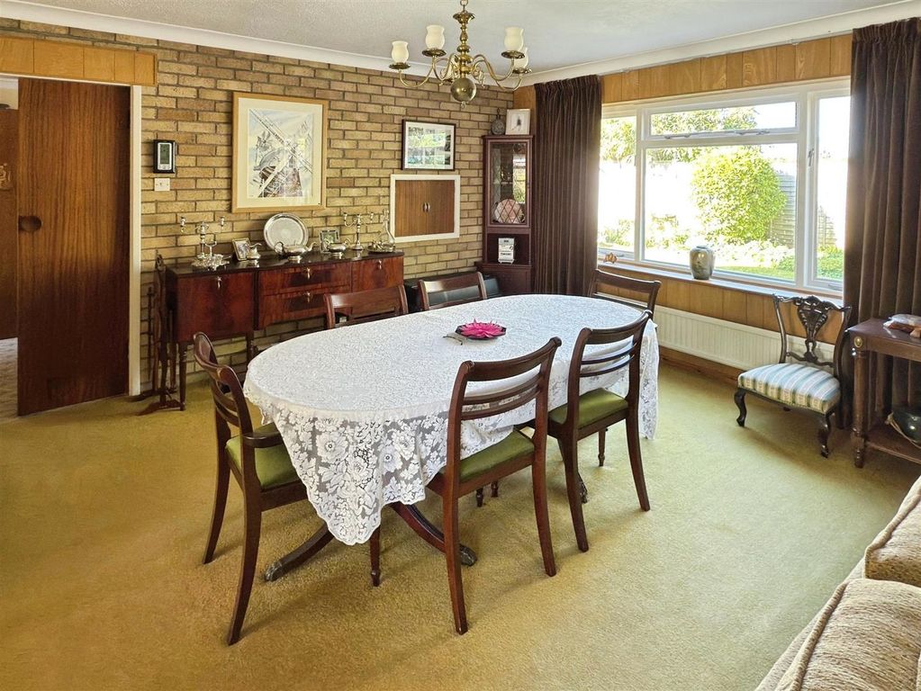 Property photo 3 of 20 Beccles (7).Jpg