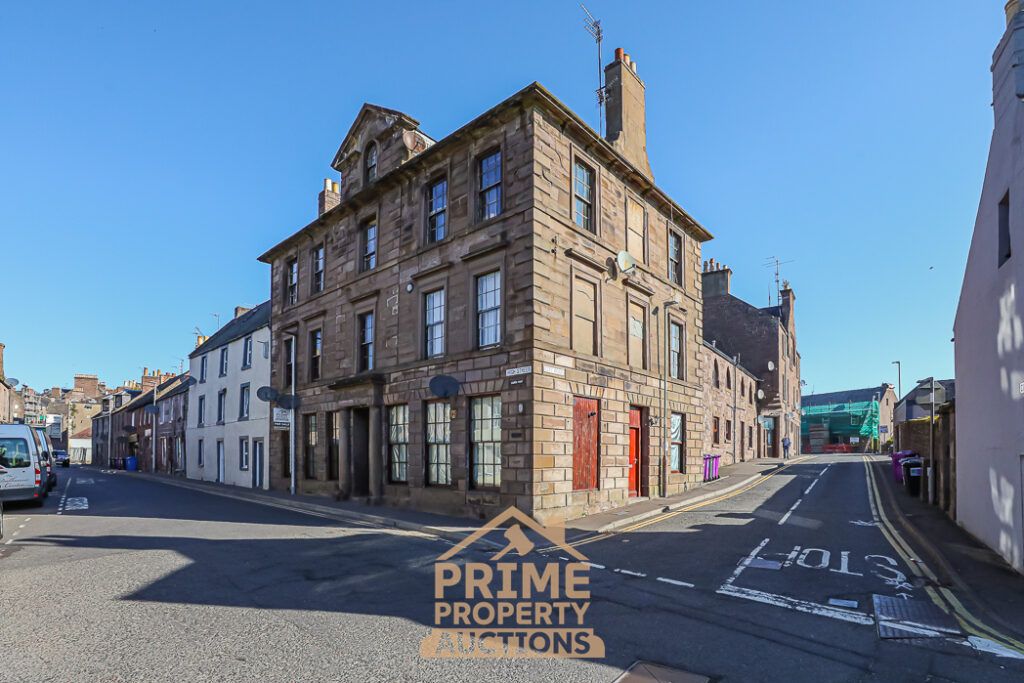 Property photo 1 of 11