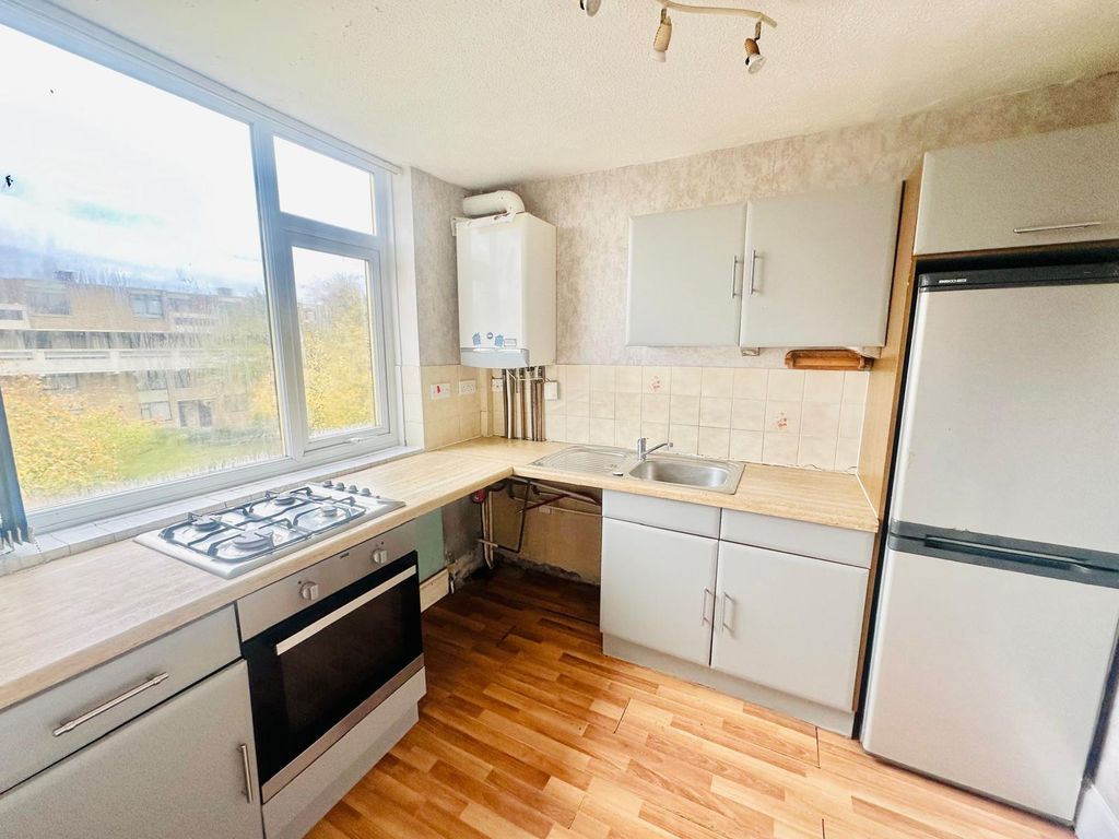 Property photo 2 of 8 Gallery