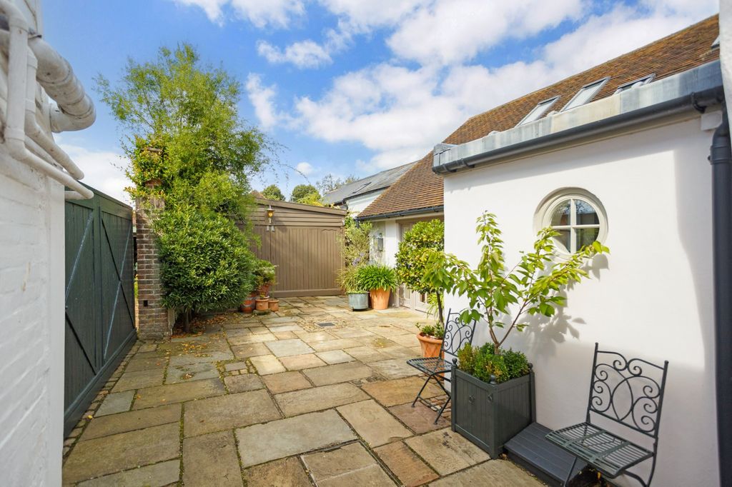Property photo 2 of 10 Jevington Cottage