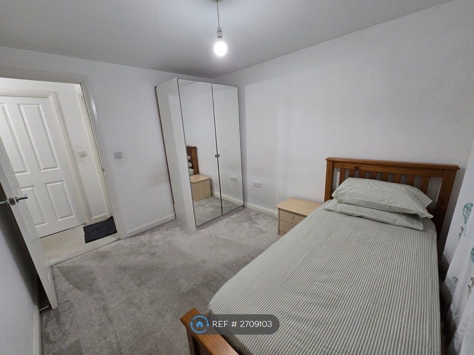 Property photo 2 of 3