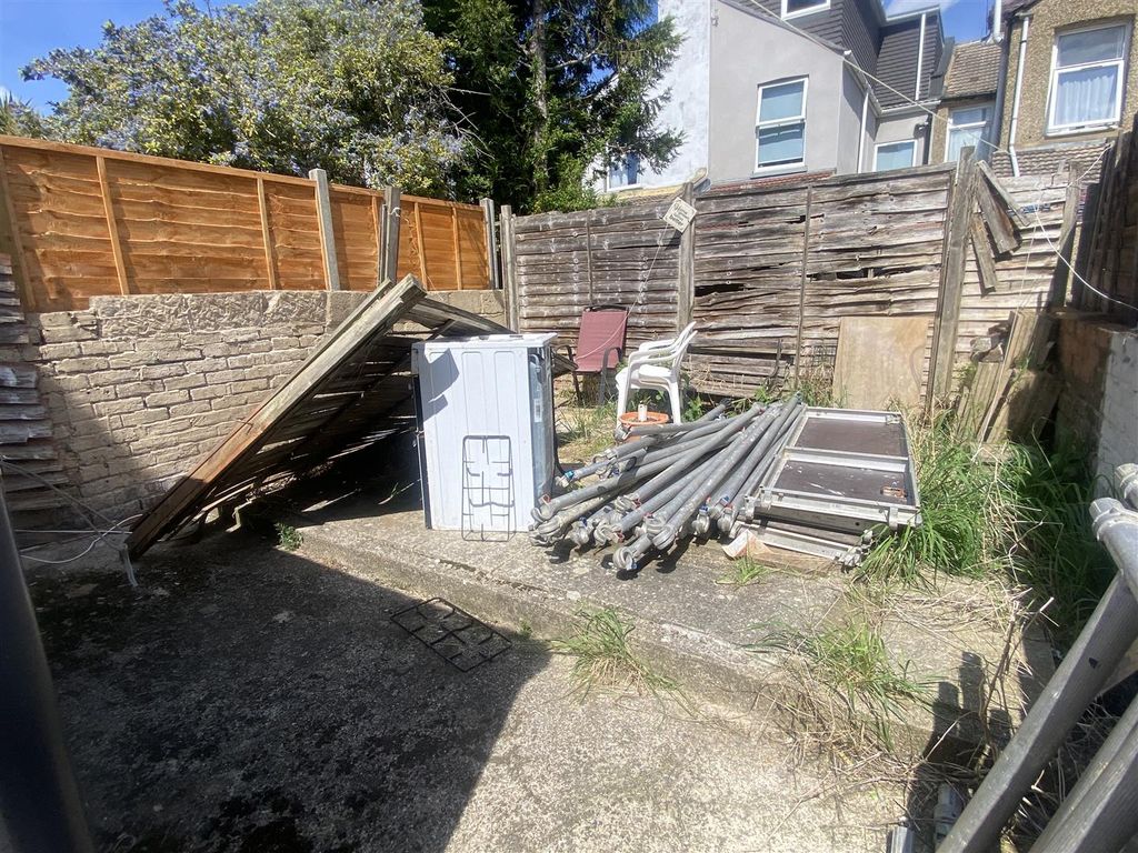 Property photo 2 of 17 Rear Town Garden